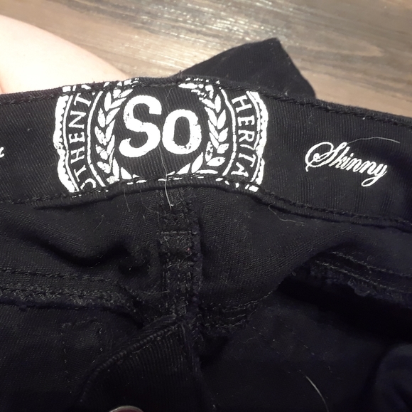 SO Black Skinny Jeans - Picture 3 of 6